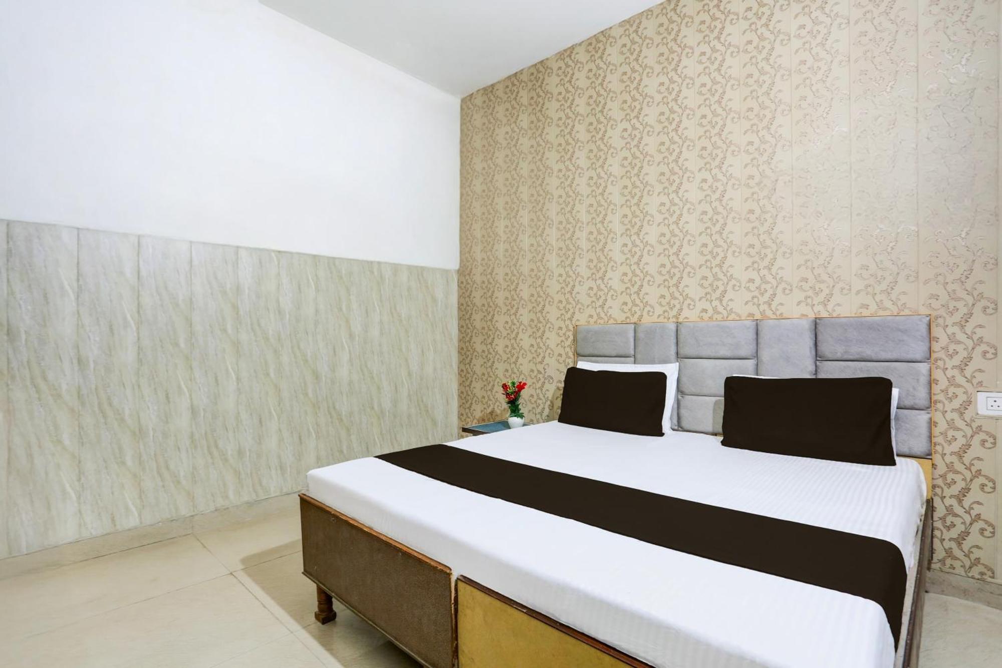 Hotel O Vk Palace Agra  Zewnętrze zdjęcie
